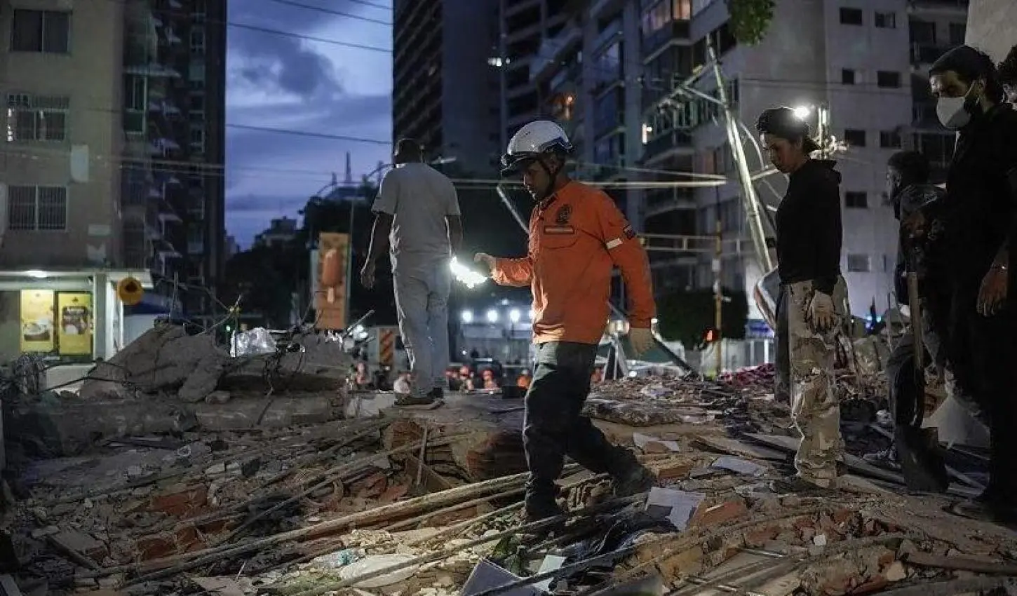 Número de mortos em terremoto na Venezuela sobe para 1.450