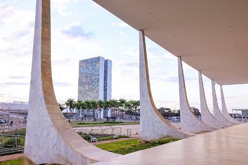 Associação Nacional dos Prefeitos questiona Lei da Dosimetria no STF