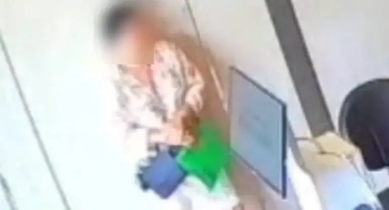  Câmeras flagram furto de bolsa em cartório no centro de Porto Velho 
