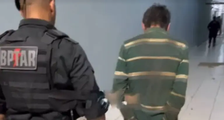  Dupla é presa por tráfico de drogas em residência no bairro Tancredo Neves em Porto Velho 