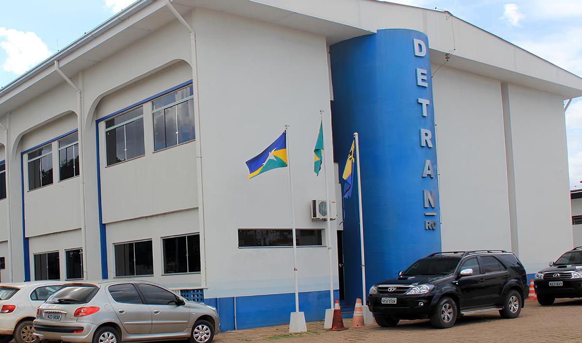 Graves irregularidades levaram o TCE a suspender a licitação de R$ 334,4 milhões do Detran; veja na íntegra