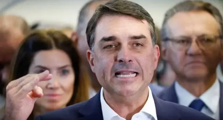  União Brasil e Progressistas não devem apoiar Flávio Bolsonaro nas eleições 