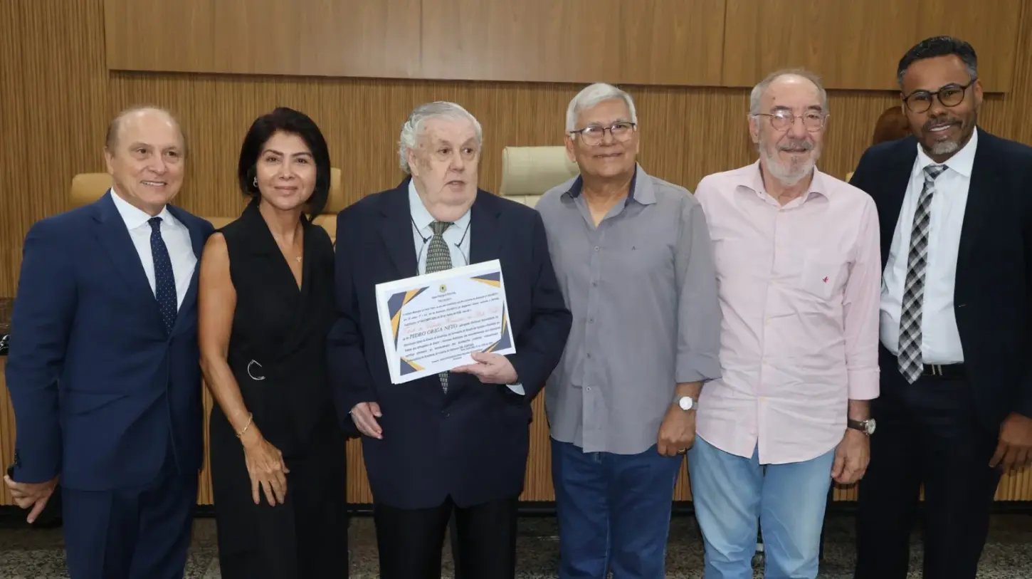 Vereador Dr. Santana entrega Título de Cidadão Honorário a Pedro Origa Neto em reconhecimento aos relevantes serviços prestados a Porto Velho