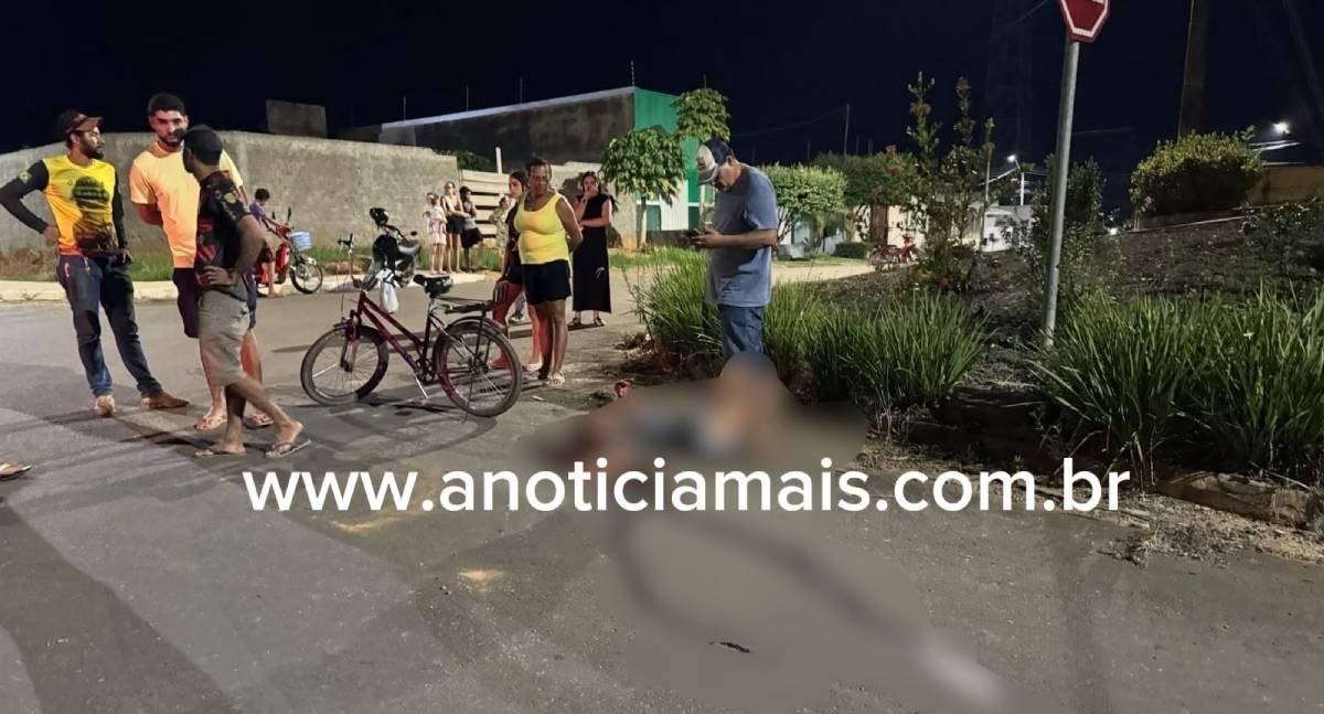 Mulher fica ferida depois de ser atropelada por automóvel no decorrer de conversão em rua de RO