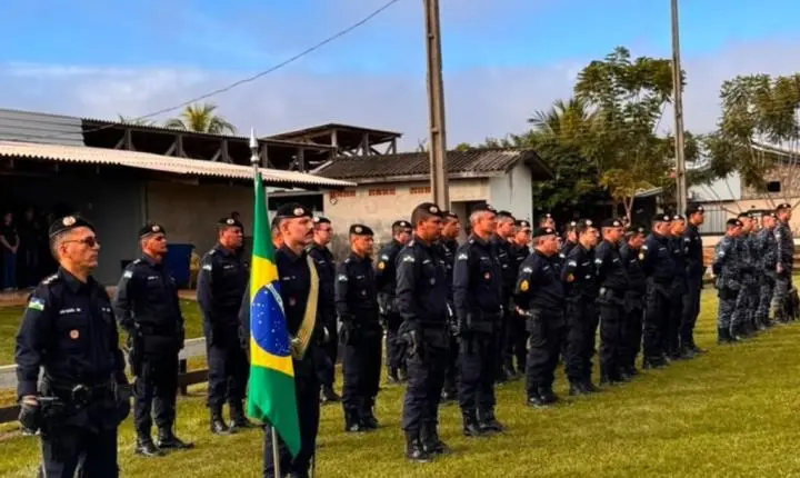 FORMATURA ALUSIVA AO 8º ANIVERSÁRIO DE CRIAÇÃO E ATIVAÇÃO DO 11º BATALHÃO DE POLÍCIA MILITAR