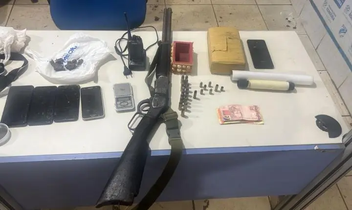 Operação integrada das Forças Táticas resulta na prisão de suspeito e apreensão de arma, munições e drogas no Residencial Orgulho do Madeira