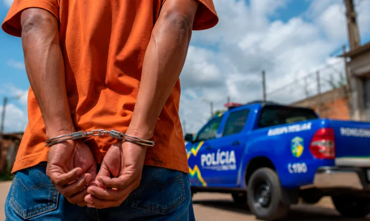 SUSPEITO DE FURTO DE FIAÇÃO É PRESO EM FLAGRANTE PELA POLÍCIA MILITAR