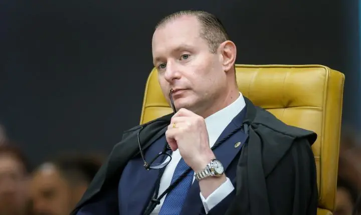 Zanin: não dá para investigar Moraes sem julgar atos de Mendonça